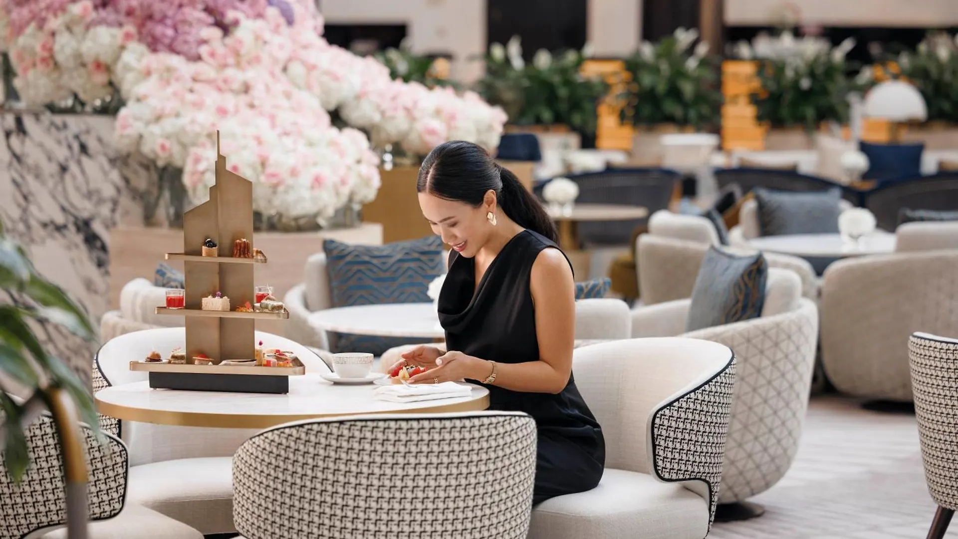 Jumeirah Emirates Towers Dubaï 5*,
